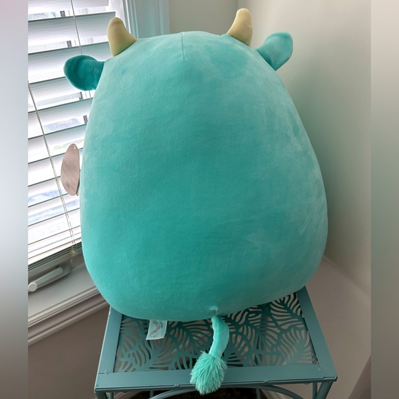 16” Tuluck Cow Squishmallow - Ultra Rare - BNWT - Picture 4 of 6